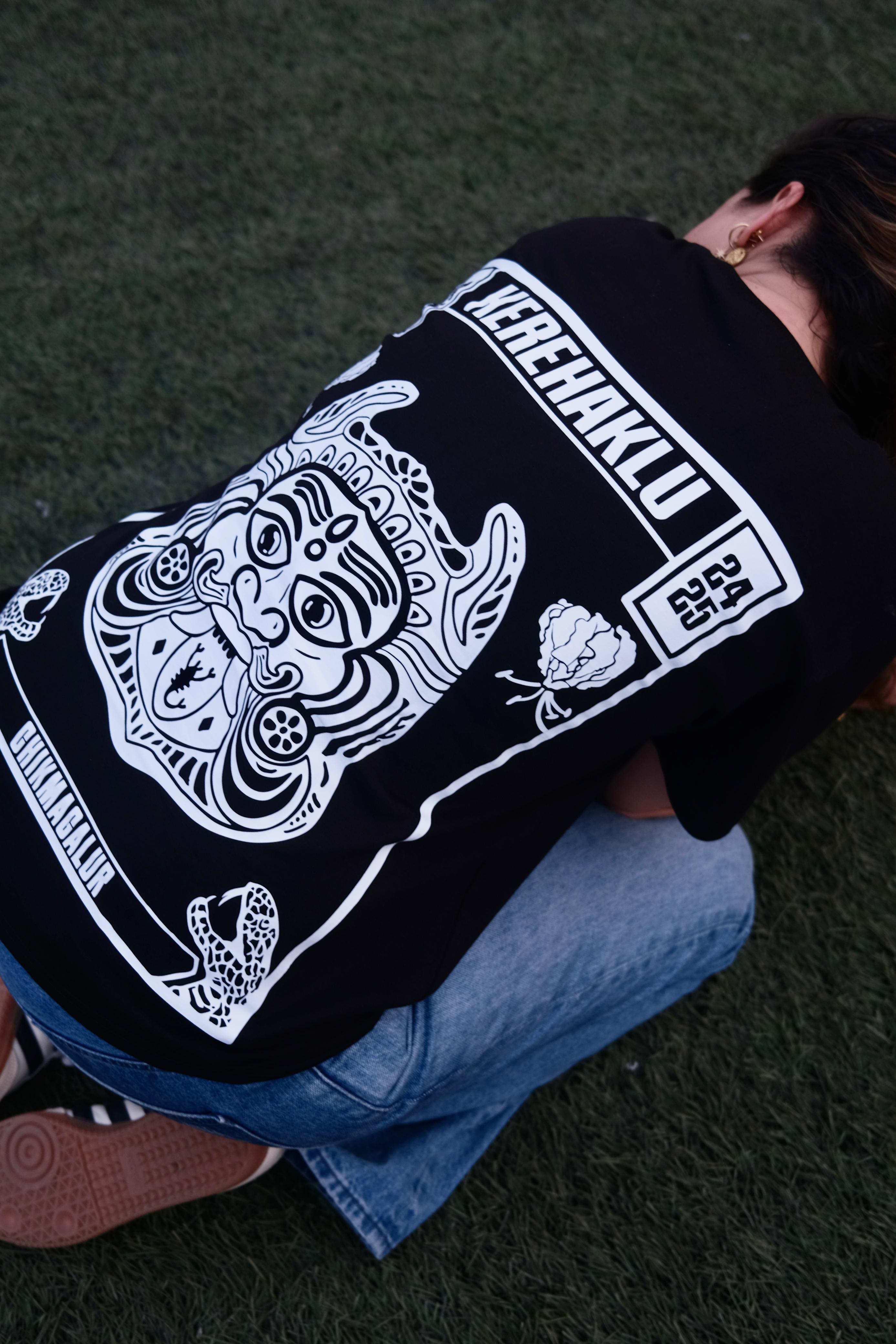 The Overseer - Kerehaklu oversized tee